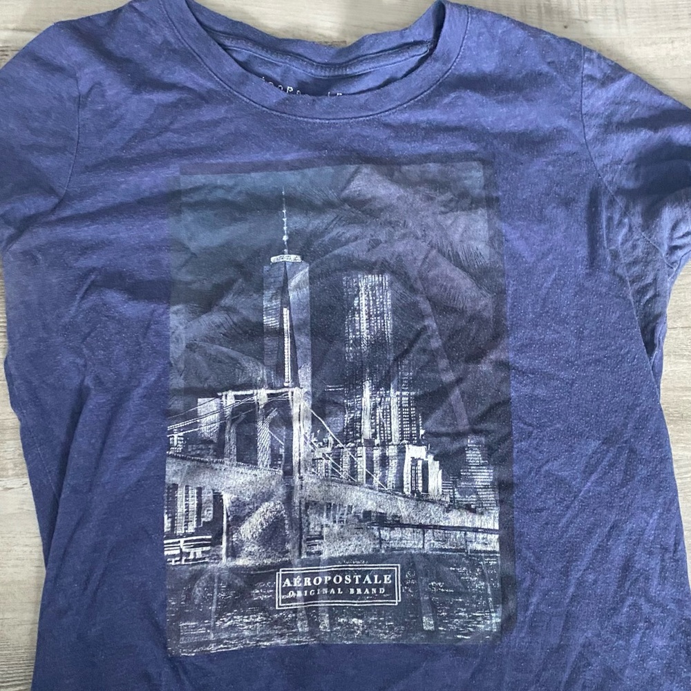 Aeropostale t shirt. Size large